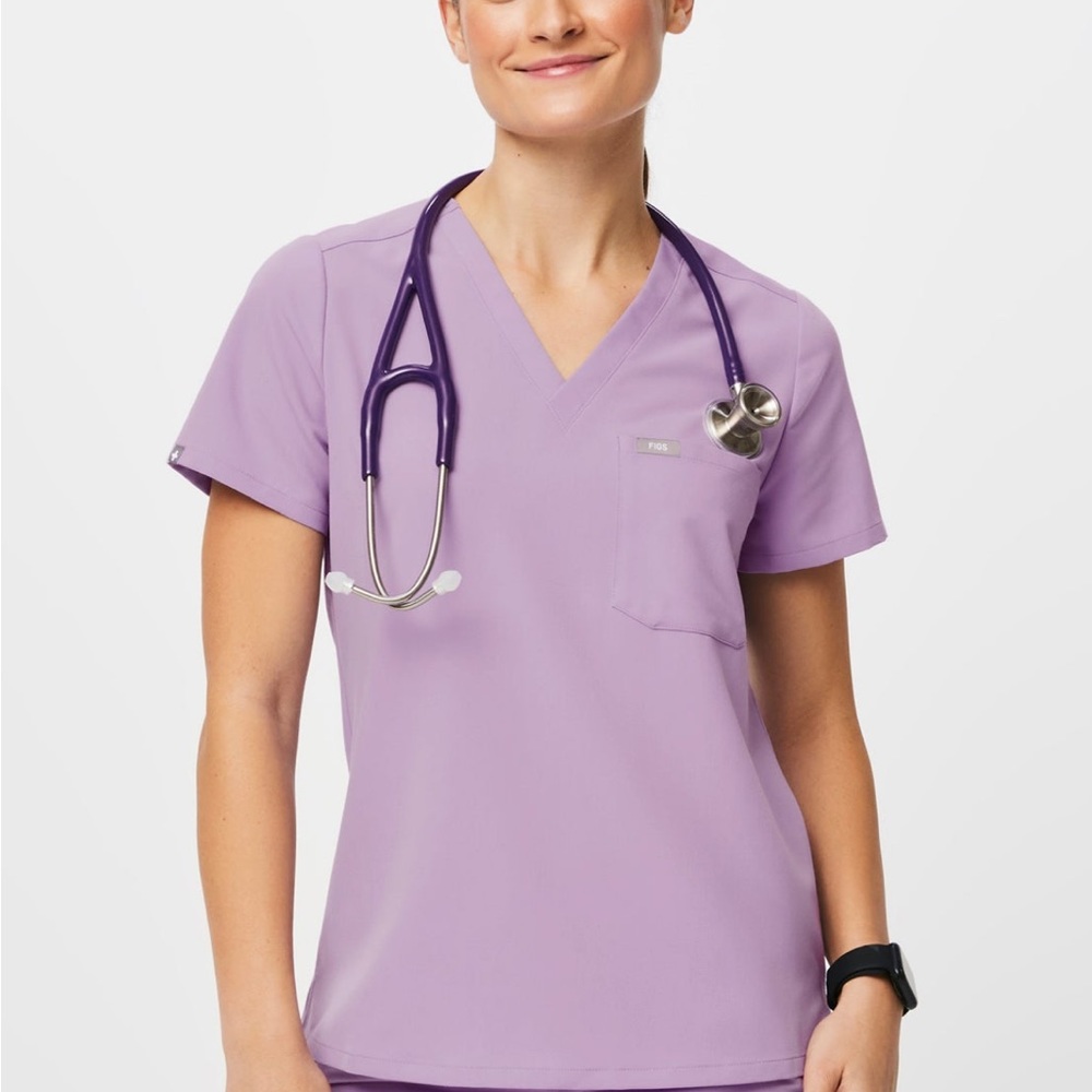 Figs lavender dew Catarina one pocket scrub top xs